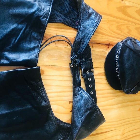 JUST US Women’s  Black Leather Riding Pants Chaps 2XL And Hat M/L - Picture 16 of 16